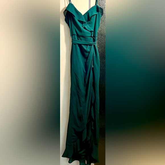 Celebrate DB Bridesmaid dress Emerald color size 6 - Picture 1 of 5